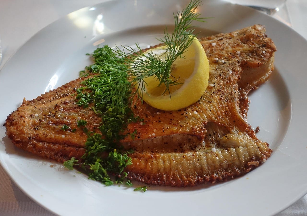 Poisson plat